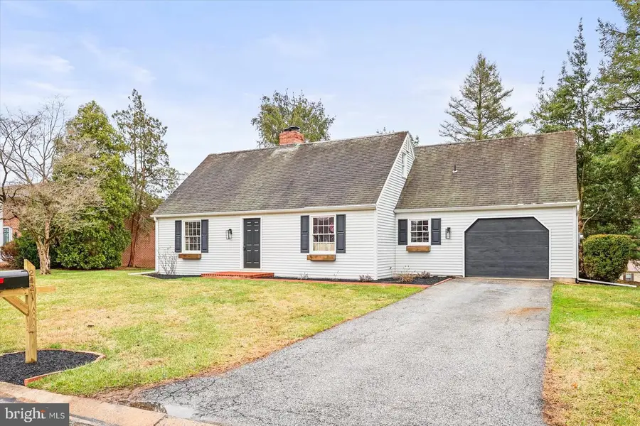 2421 Carllyn Dr, York, PA 17403 - #2