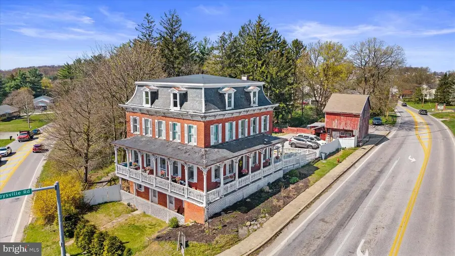 2620 Freysville Rd, Red Lion, PA 17356 - #2