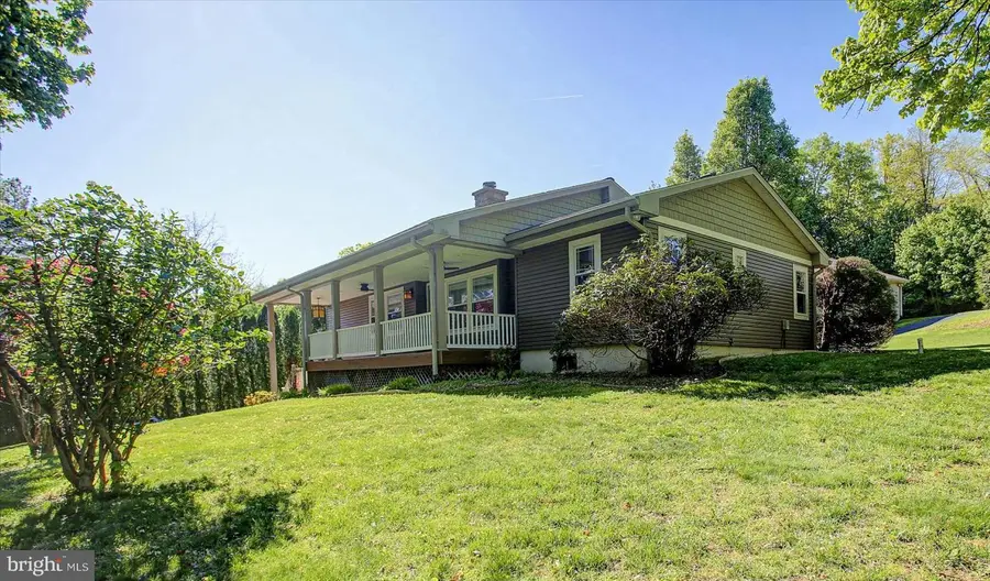 550 River Dr, York Haven, PA 17370 - #2