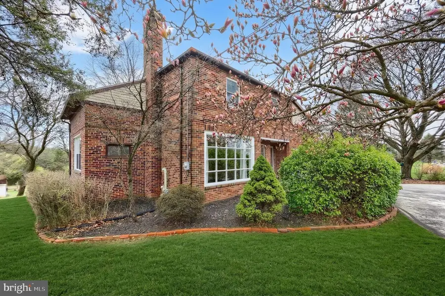 990 E Canal Rd, Dover, PA 17315 - #3