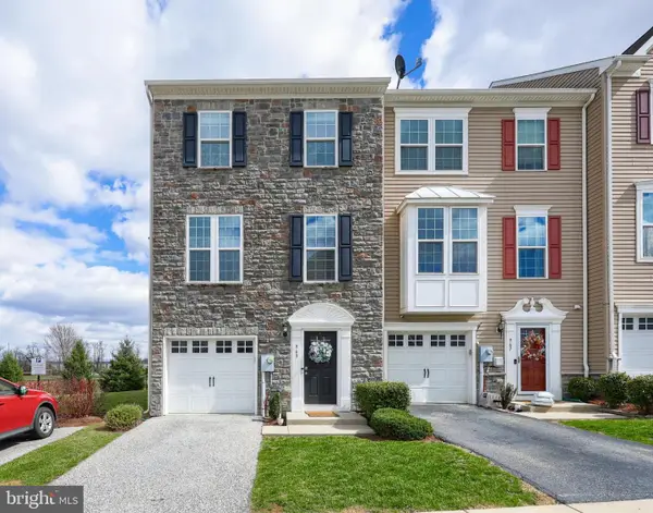 963 Brechin Ln, YORK, PA 17403