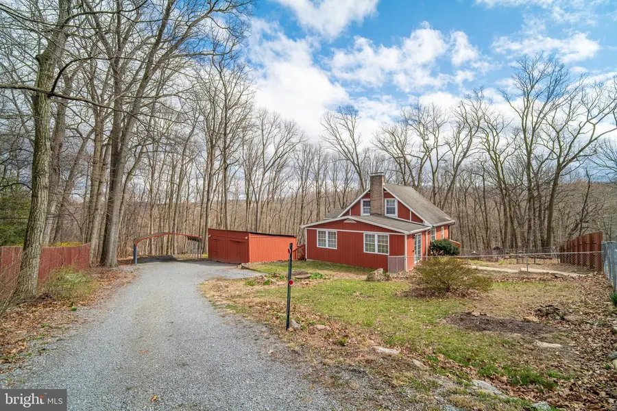 95 Massa Dr, Windsor, PA 17366 - #2