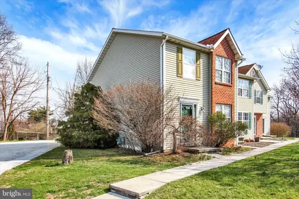 170 Morningstar Ct, HANOVER, PA 17331