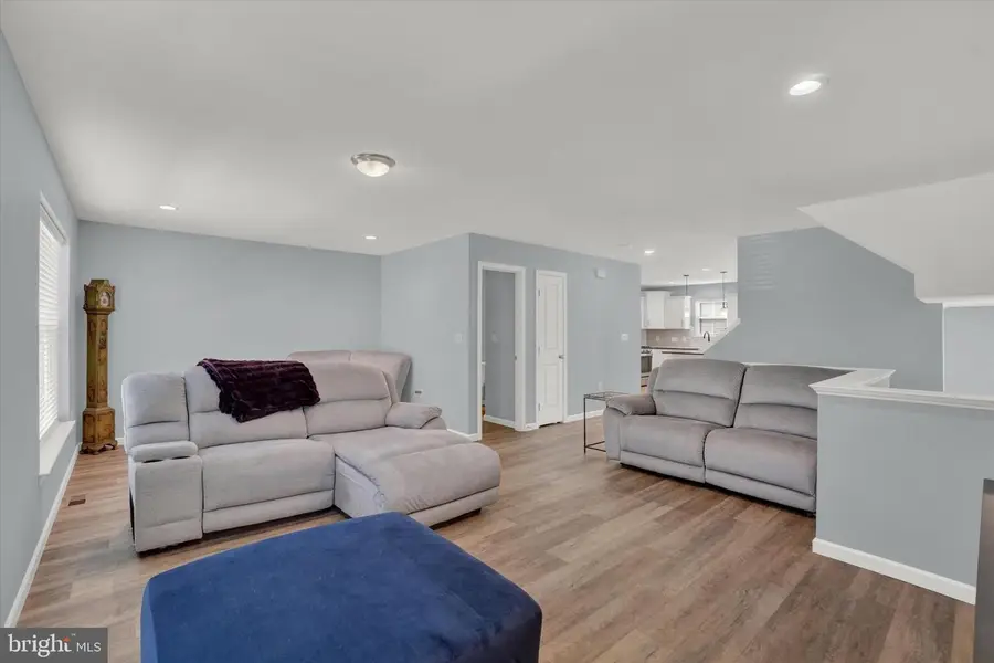 17995 Dave Anne Cir, Stewartstown, PA 17363 - #3