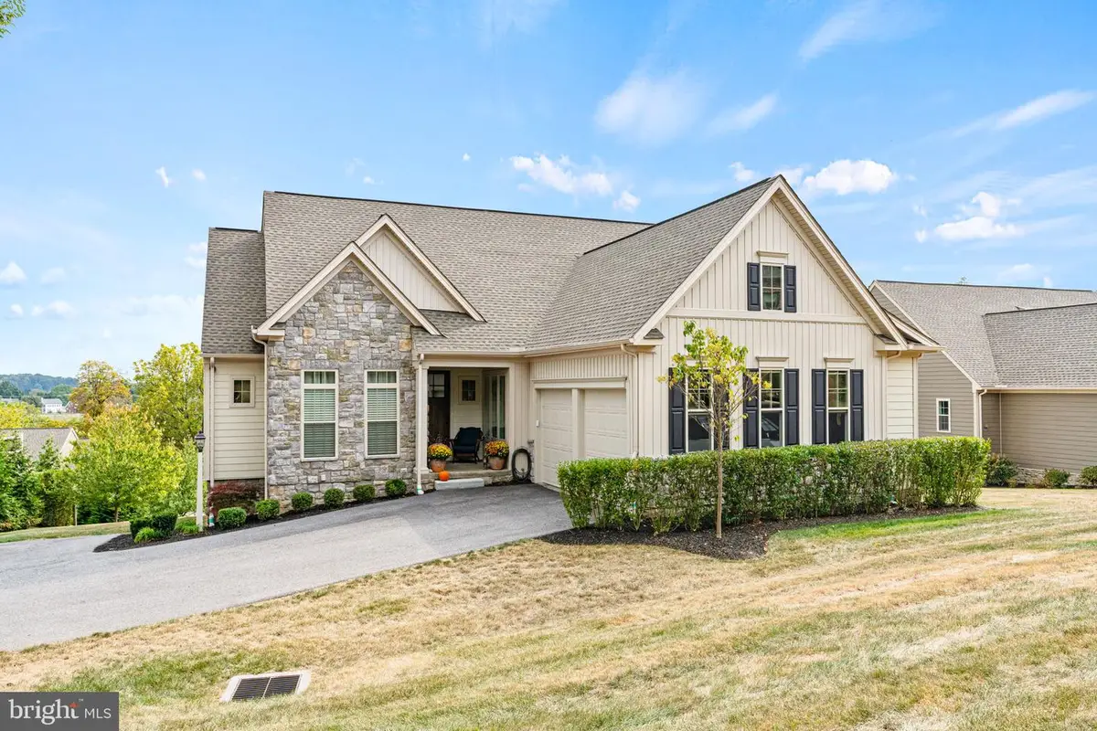 102 Maribel Ln #15b, York, PA 17403 - #1