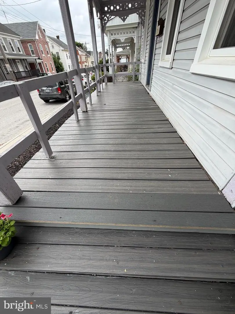 246 Locust St, Hanover, PA 17331 - #3
