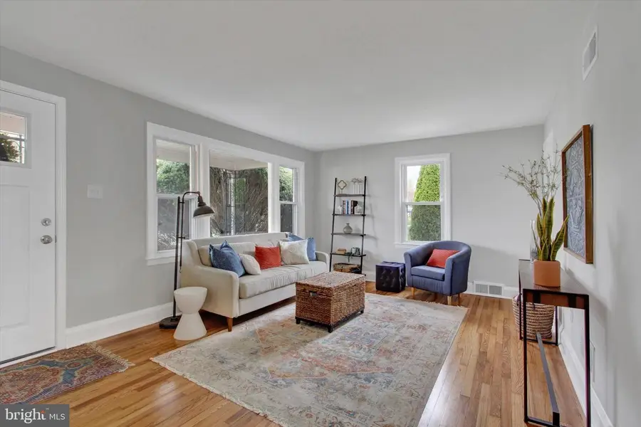 115 Sherman St, Hanover, PA 17331 - #3