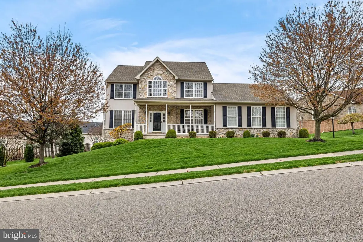 1115 Glen View Dr, York, PA 17403 - #1