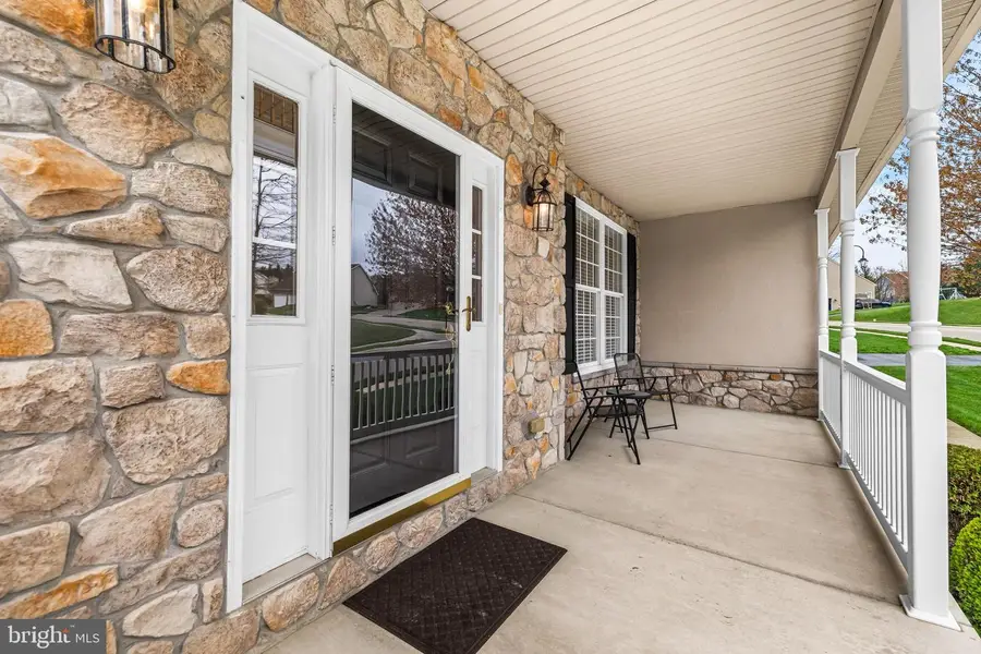 1115 Glen View Dr, York, PA 17403 - #3