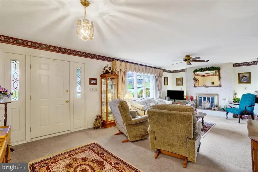 401 Berwick St, York, PA 17404 - #3