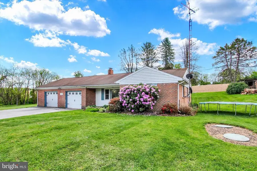 5840 York Rd, Spring Grove, PA 17362 - #2