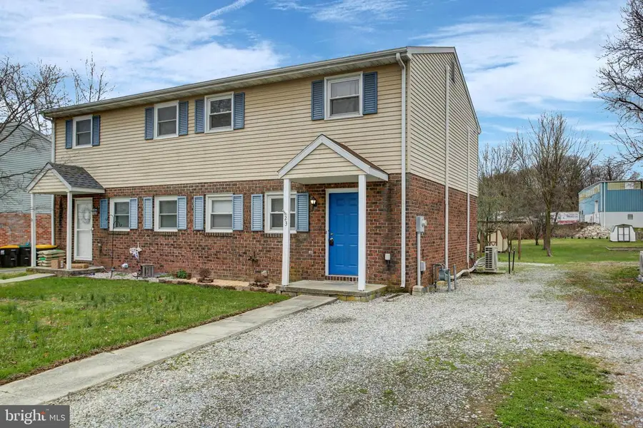 23 Oneill Ave, Hanover, PA 17331 - #2