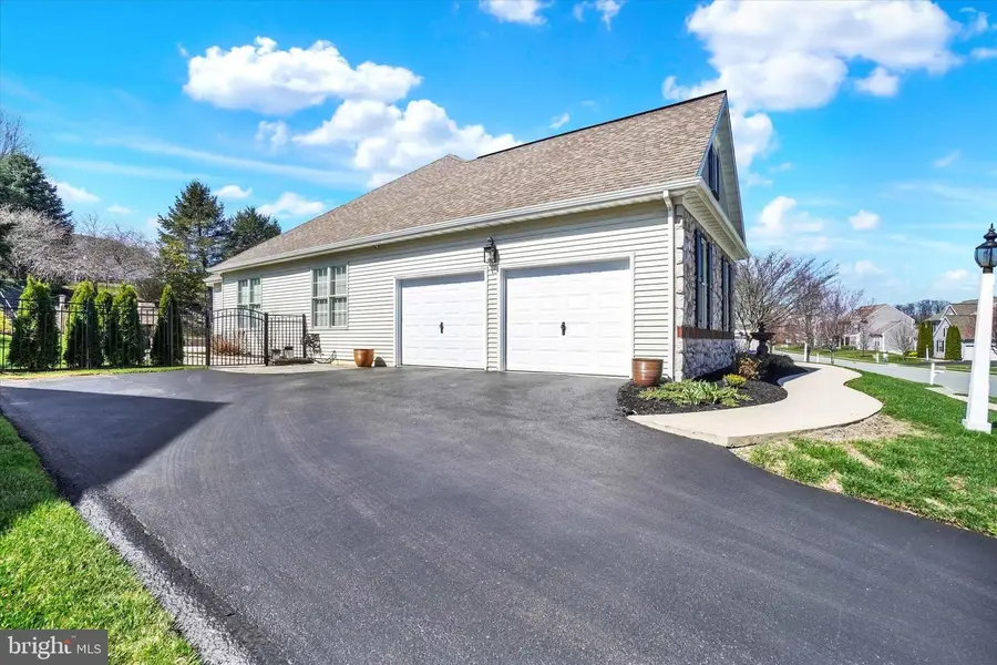 2773 Meadow Cross Way, York, PA 17402 - #3