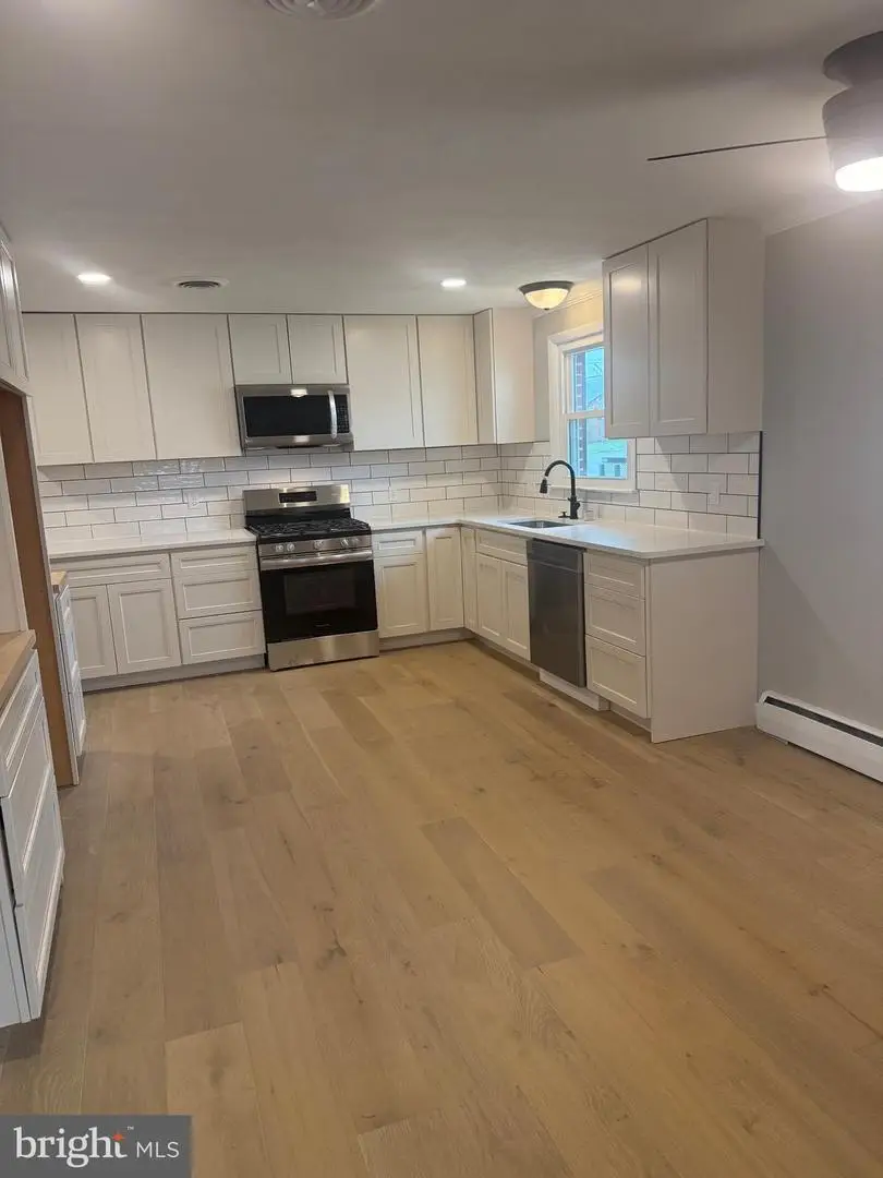 305 S Forney Ave, Hanover, PA 17331 - #3