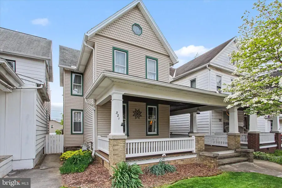 321 E Middle St, Hanover, PA 17331 - #2