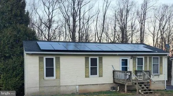 112 W Greenhouse Rd, DILLSBURG, PA 17019