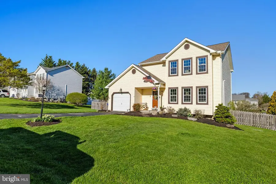 55 Brakeman Dr, Stewartstown, PA 17363 - #2