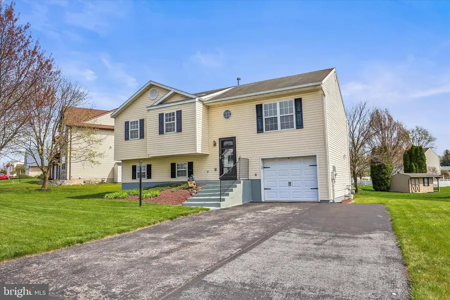 125 Winston Dr, York, PA 17408 - #2