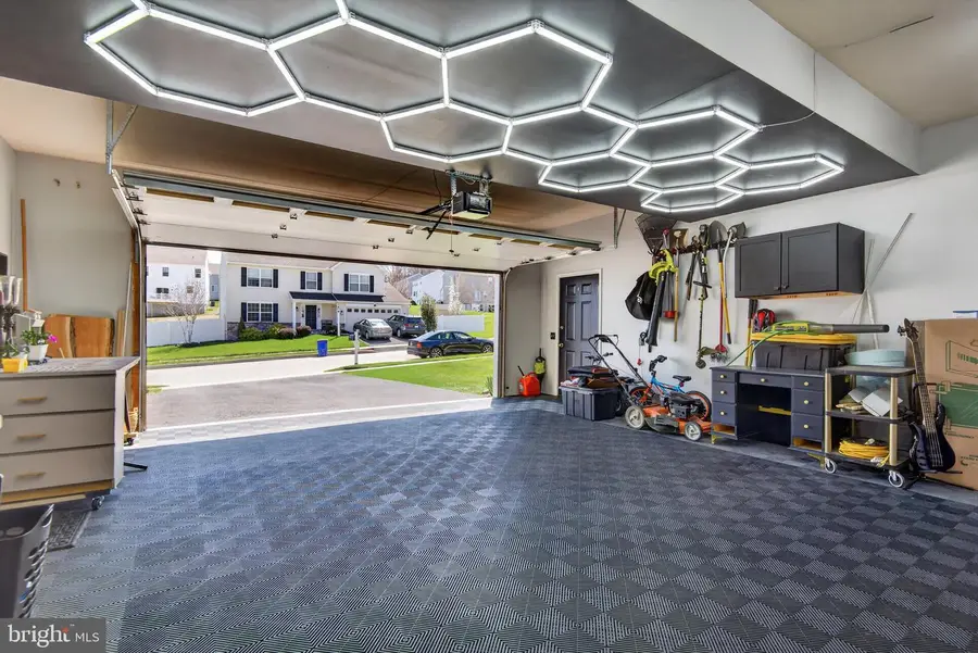 25 Thoroughbred Dr, York Haven, PA 17370 - #2