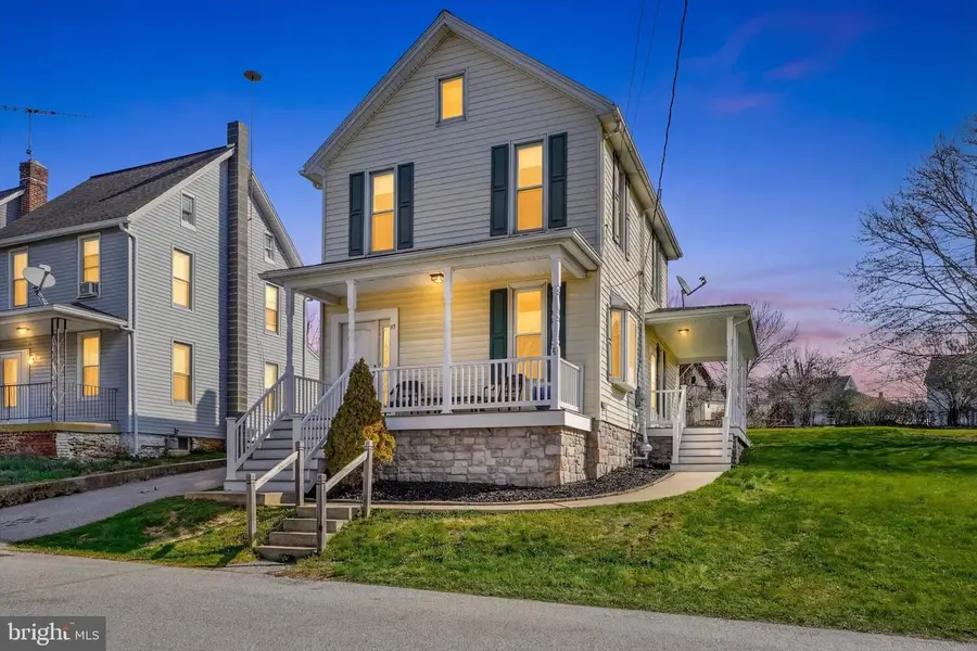 29 High St, Stewartstown, PA 17363 - #3