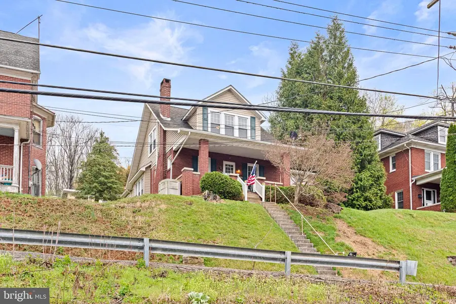 1 Terrace Hts, Glen Rock, PA 17327 - #2