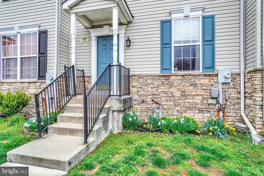 1905 Jamestown Ln, York, PA 17408 - #2