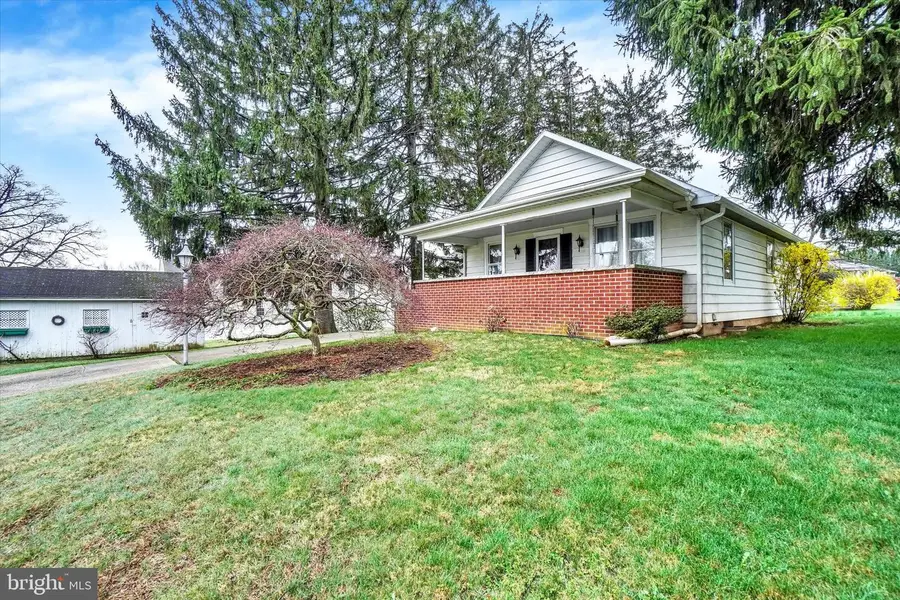 26 Oak St, York, PA 17402 - #3