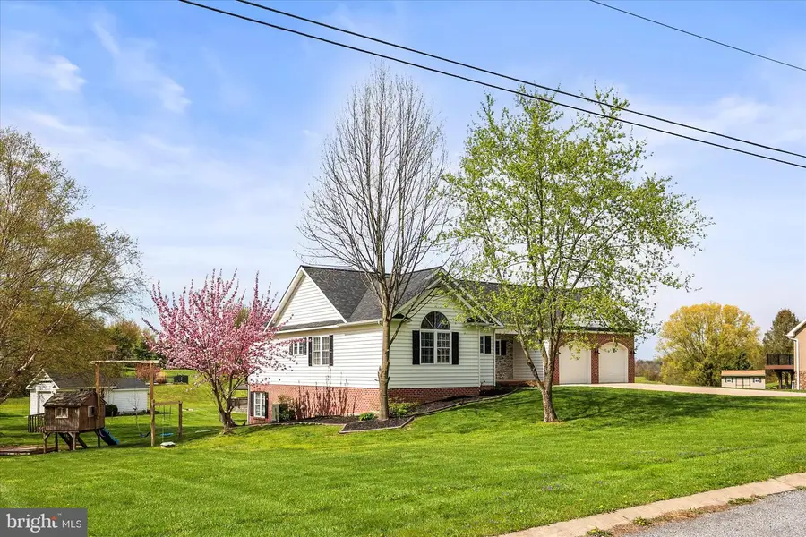 6495 Pamadeva Rd, Hanover, PA 17331 - #2