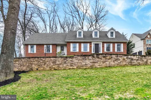 106 Crestlyn, SPRY, PA 17402