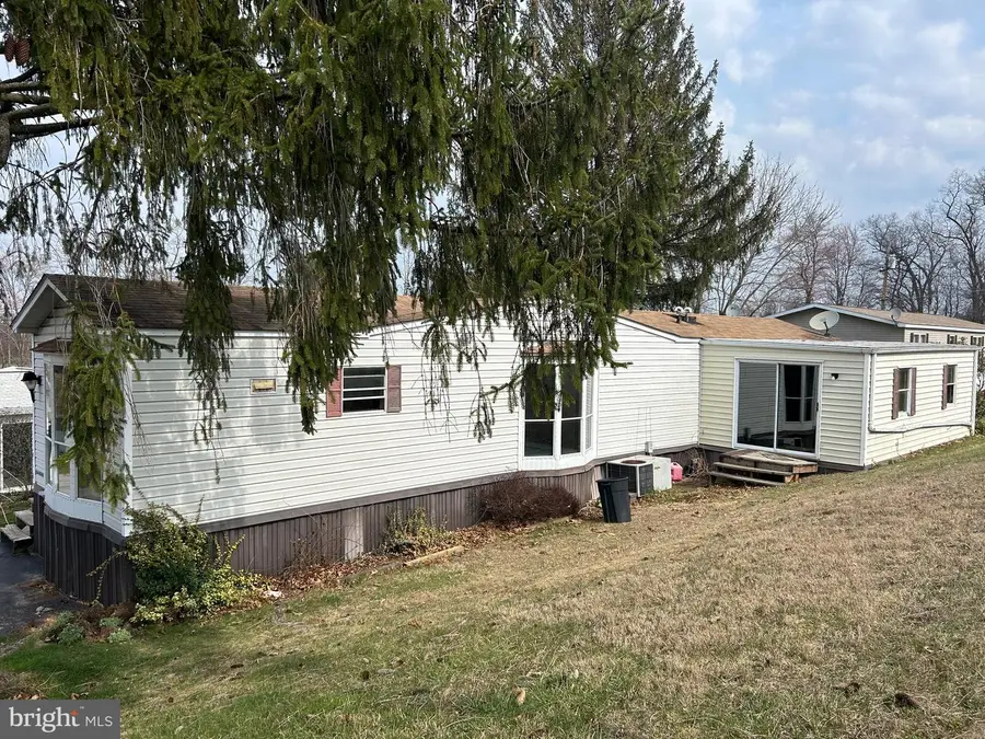 121 Chestnut Hill Dr, York, PA 17408 - #3