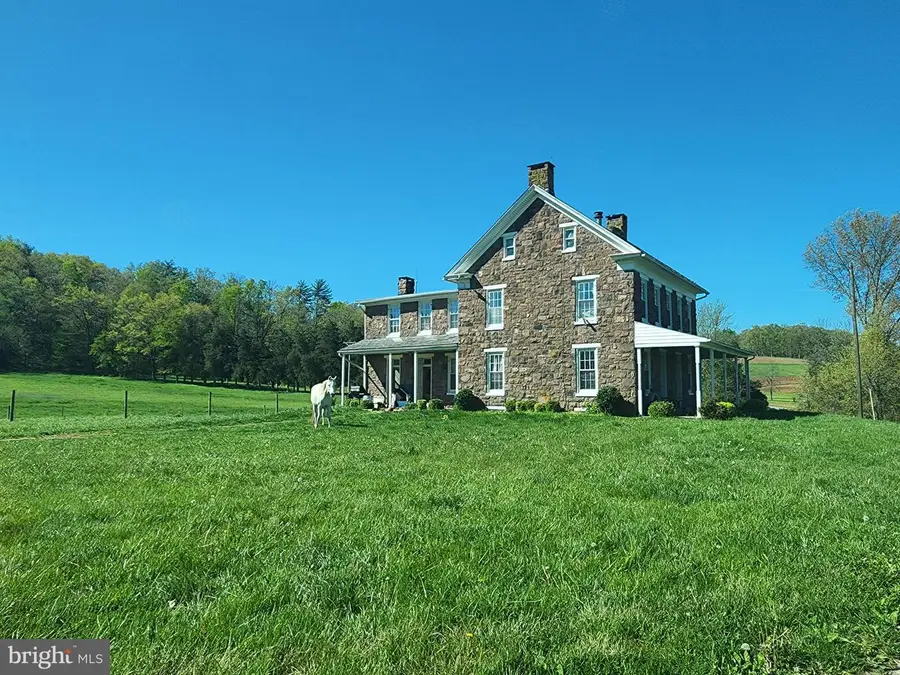 252 Bermudian Church Rd, East Berlin, PA 17316 - #2