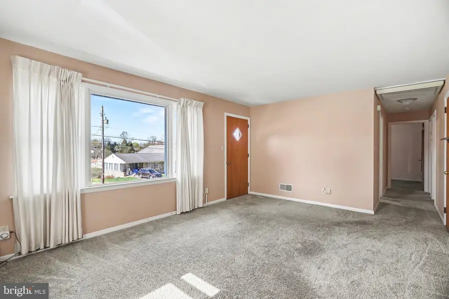 250 Spanglers Mill Rd, New Cumberland, PA 17070 - #3