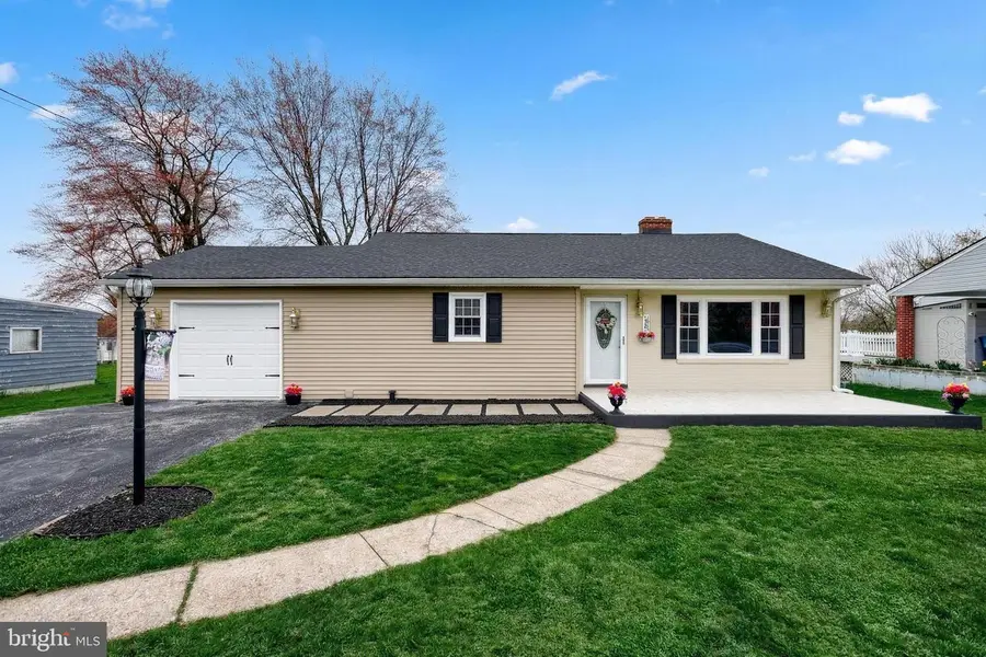 1312 Whiteford Rd, York, PA 17402 - #3
