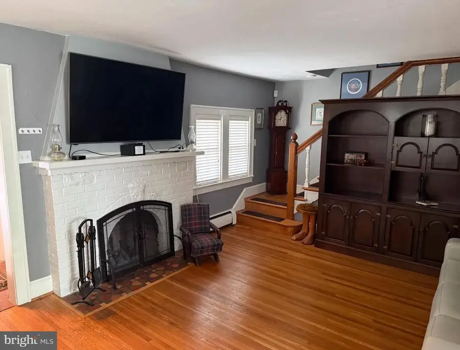 102 S Ogontz St, York, PA 17403 - #3