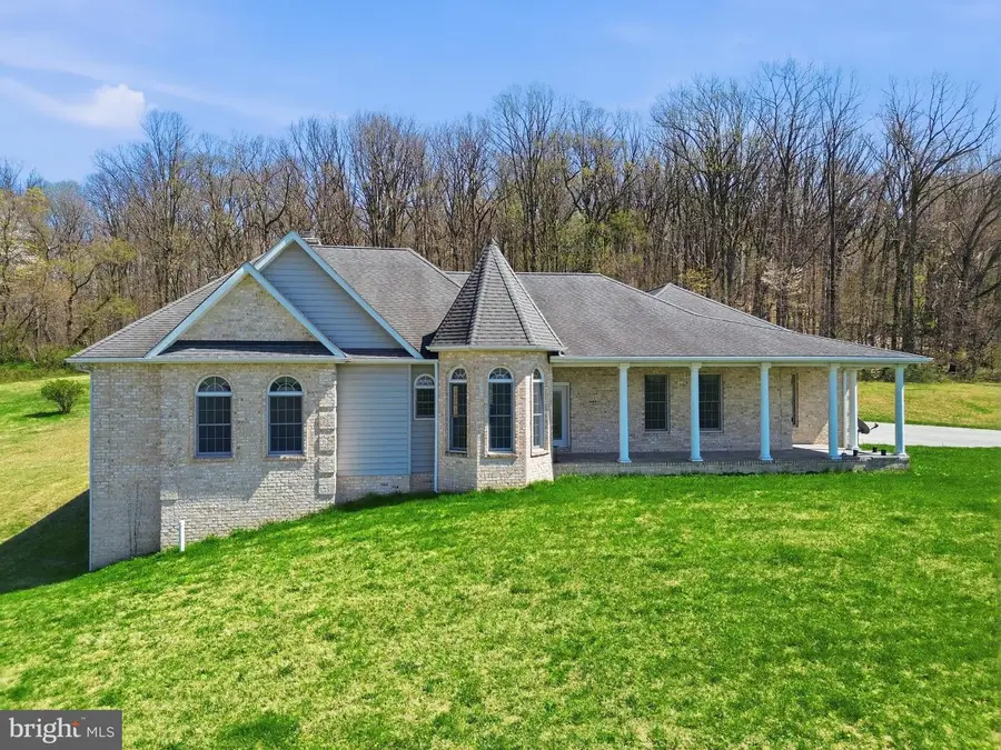 5303 Stambaugh Rd, Spring Grove, PA 17362 - #2