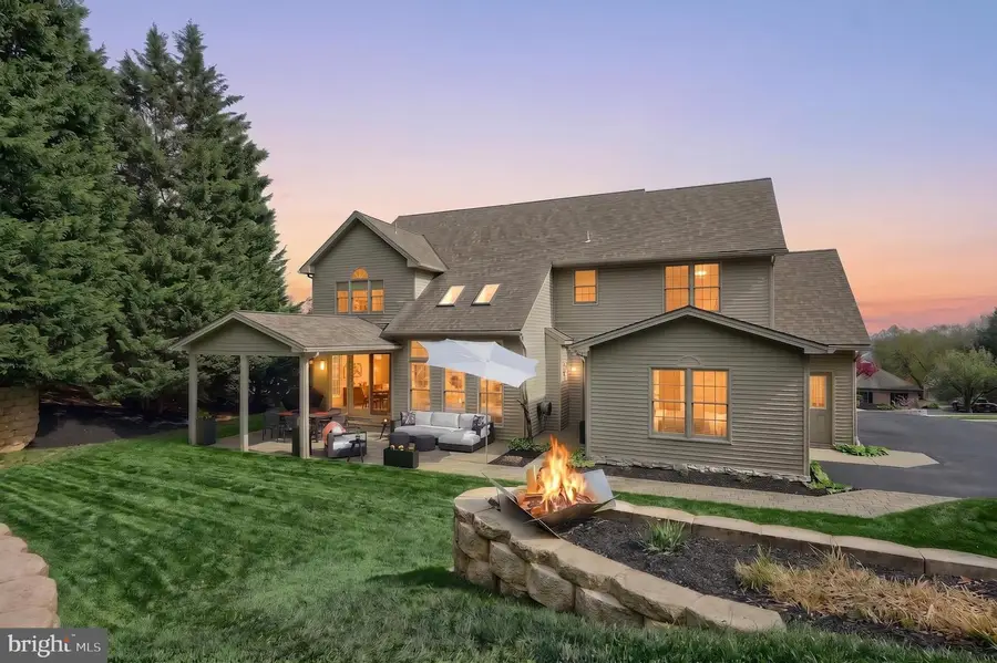 2252 Spangler Cir, York, PA 17406 - #2