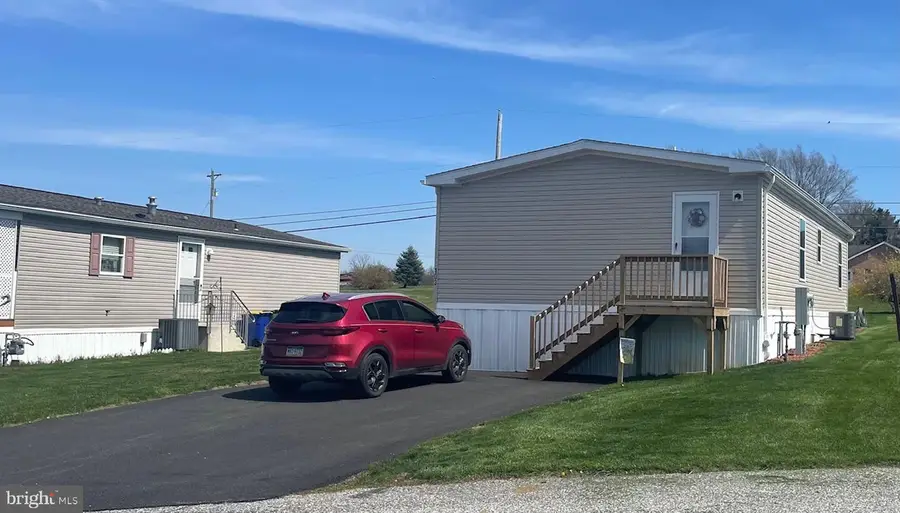 103 Carbridge Rd E, Stewartstown, PA 17363 - #3