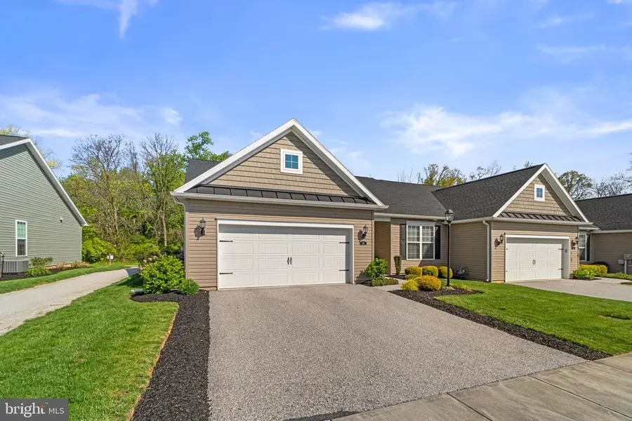 636 Cypress Dr #39, Hanover, PA 17331 - #2