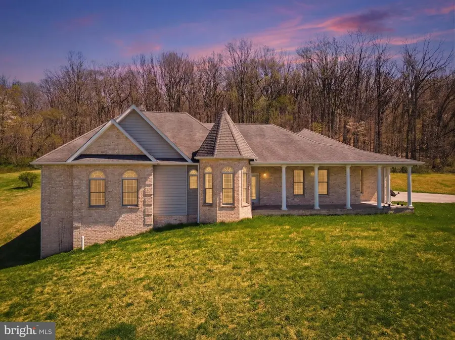 5303 Stambaugh Rd, Spring Grove, PA 17362 - #2