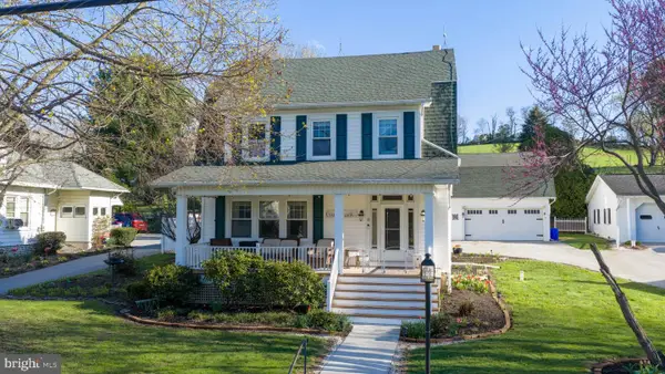 16 Main St, FELTON, PA 17322