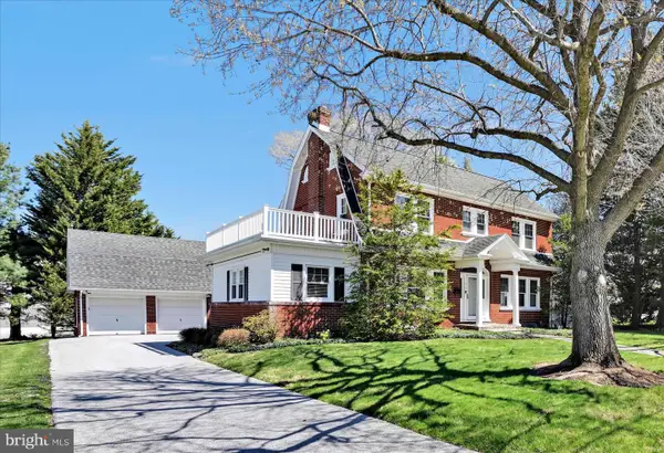 715 S Main St, RED LION, PA 17356