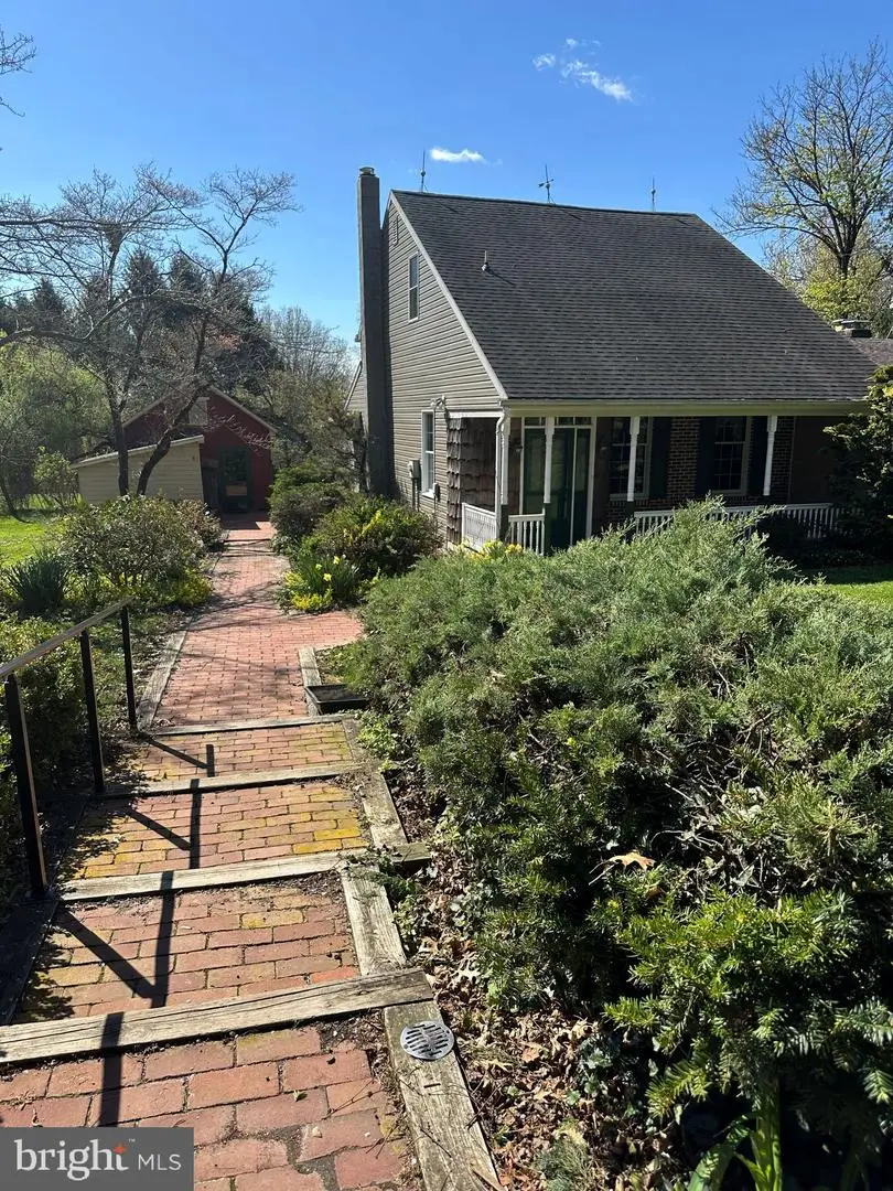 1974 Yingling Dr, Spring Grove, PA 17362 - #2