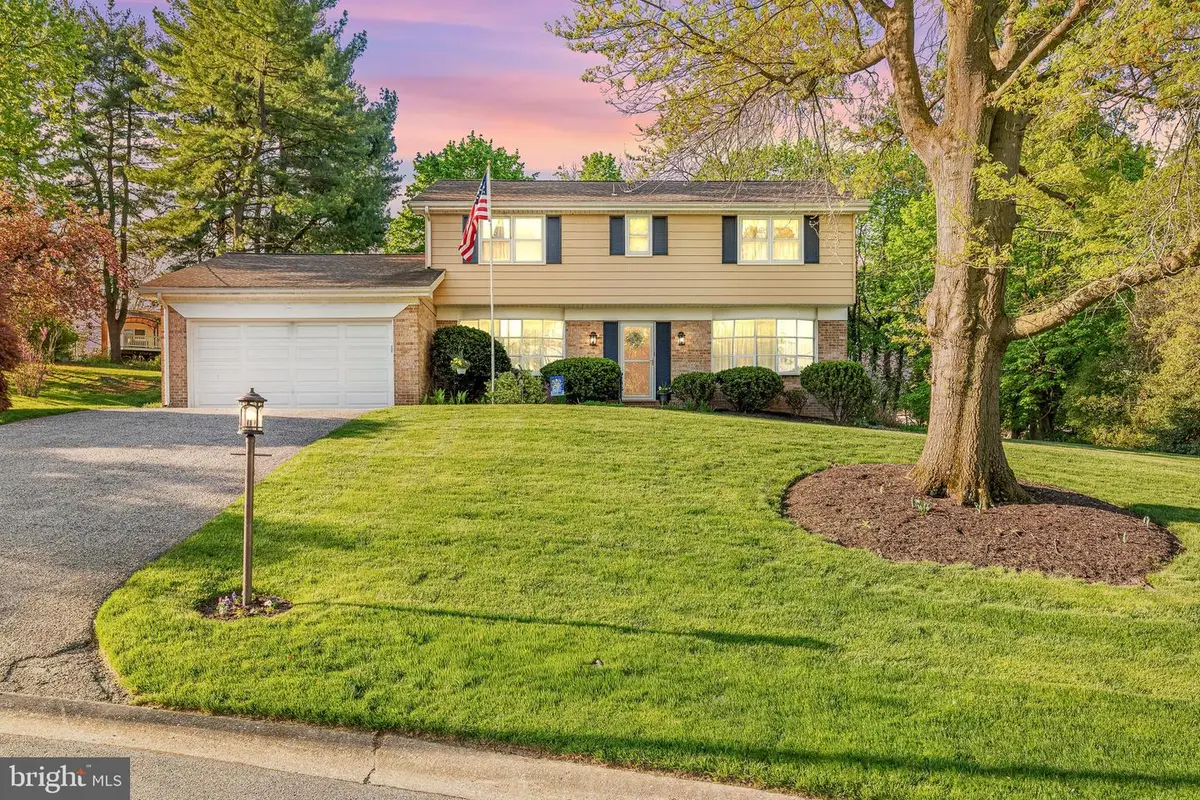 106 Circle Dr, York, PA 17406 - #1