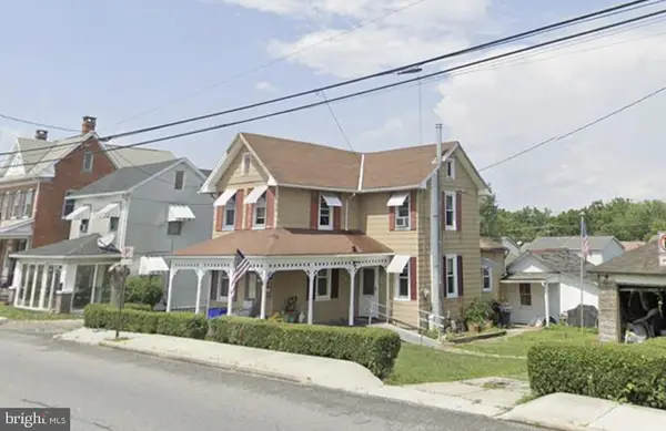 870 Baltimore St, HANOVER, PA 17331