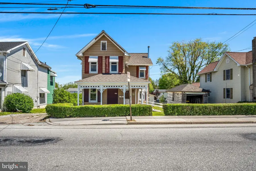 870 Baltimore St, Hanover, PA 17331 - #3