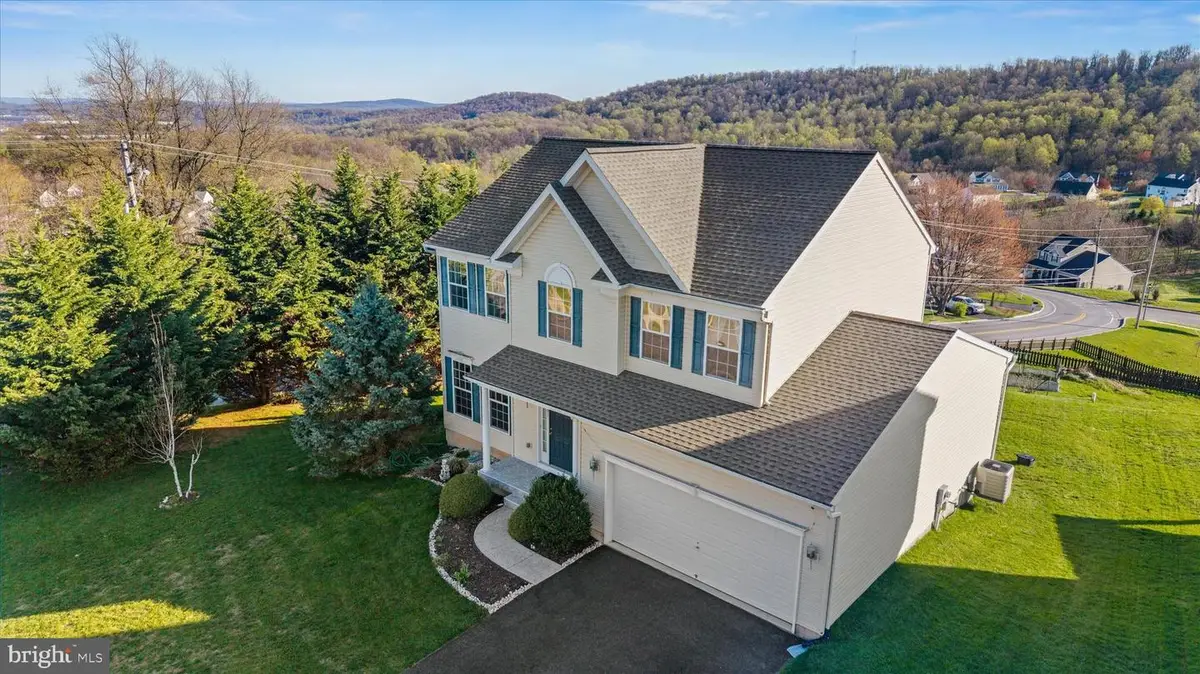 501 Sandpiper Ln, New Cumberland, PA 17070 - #1