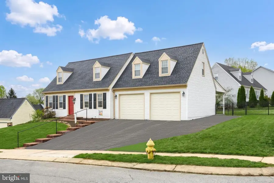 3860 Silver Spur Dr, York, PA 17402 - #2