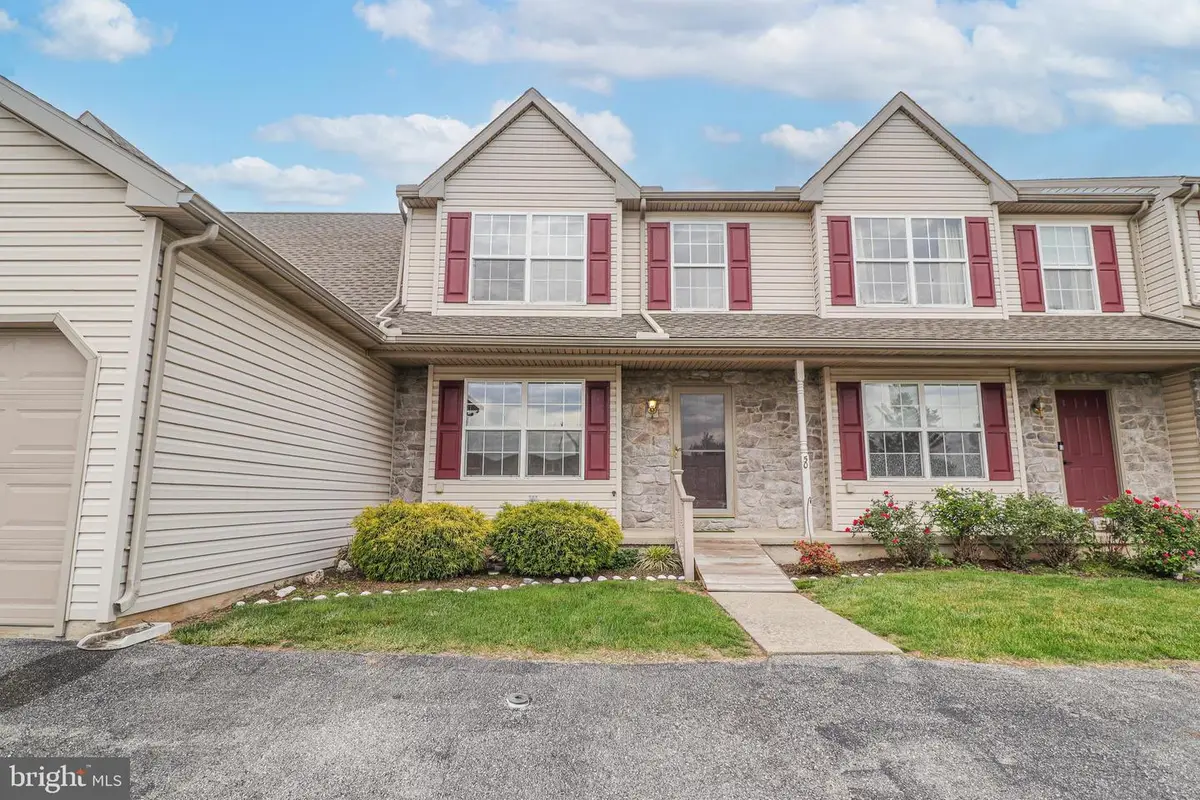 50 Stonecrop Ln, Manchester, PA 17345 - #1