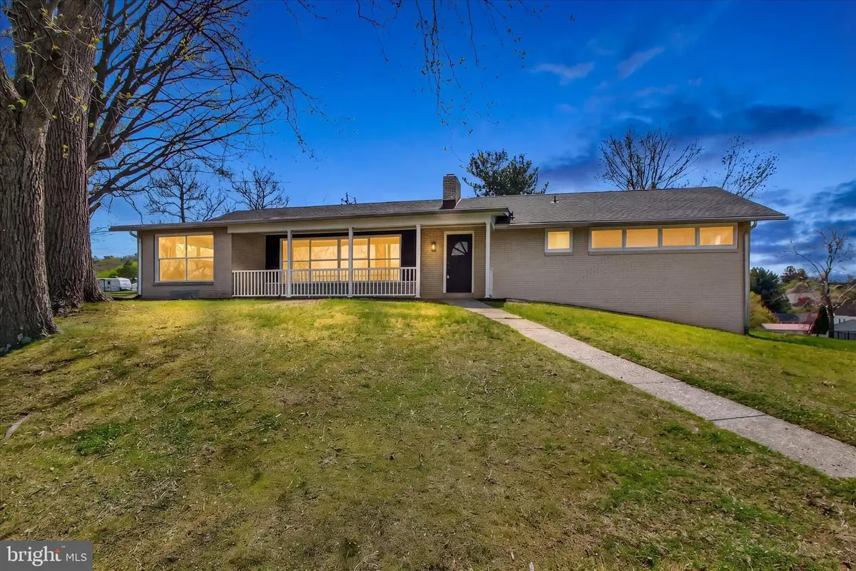 1750 Northview Rd, York, PA 17406 - #1