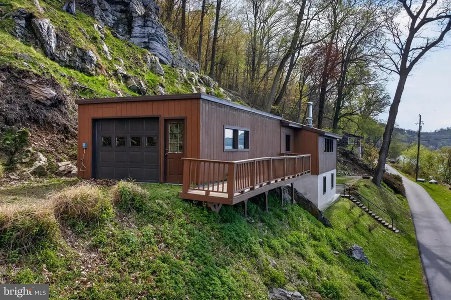 6710 River Dr, York, PA 17406 - #3